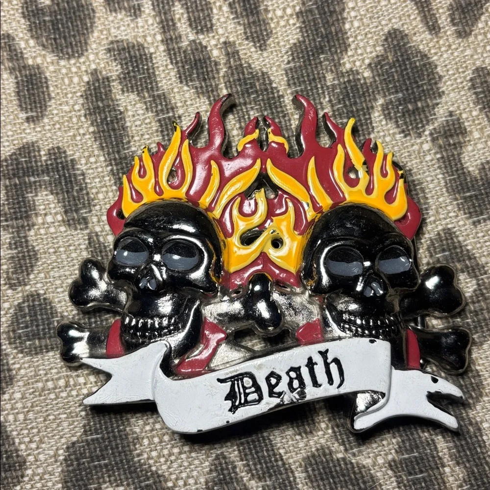 Skull & crossbone flame belt buckle punk biker goth belt buckle oversize buckle